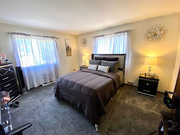 Spacious Master Bedroom