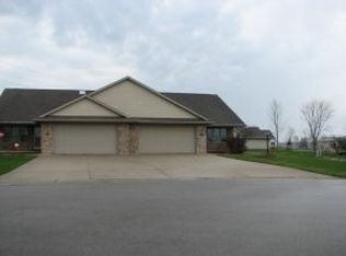N9515 Cathy Ct, APPLETON, WI 54915