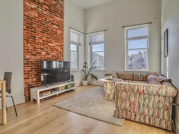 301 Madison Street image 5 of 16