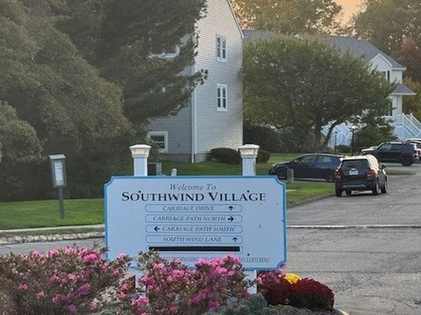 151 Carriage Path S APT G