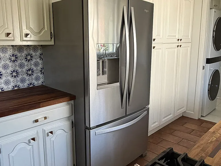 5425 Clark Ave — Photo 10