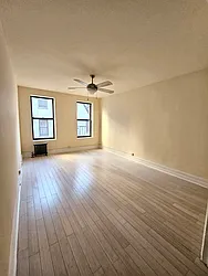 66 Saint Nicholas Place