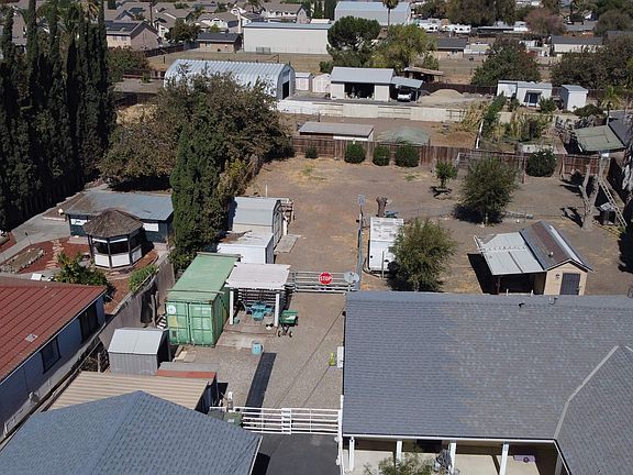 4th image of 2831 Fabian Rd