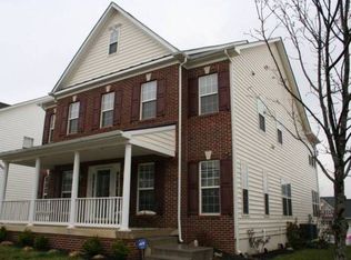 94 Colonial Dr, Charles Town, WV