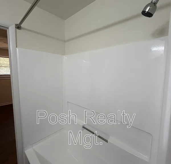 3517 Old Battleground Rd — Photo 9