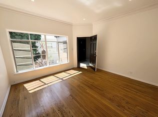107 1/2 N Sweetzer Ave, Los Angeles, CA 90048