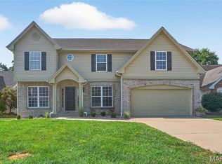 523 Ironwood Dr, O'Fallon, MO 63368