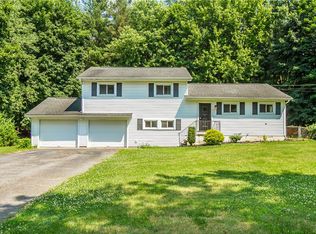 354 Marsh Rd, Pittsford, NY 14534