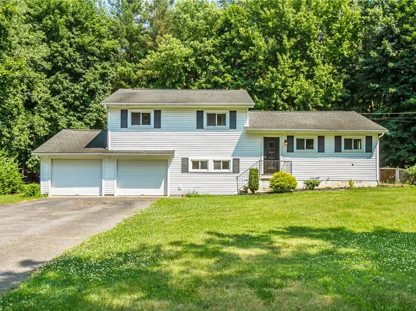 354 Marsh Rd, Pittsford, NY 14534