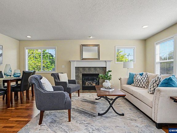 5th image of 3402 SE Shoreline Dr