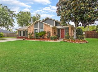 3414 Pecan Grove Dr, Baytown, TX 77521