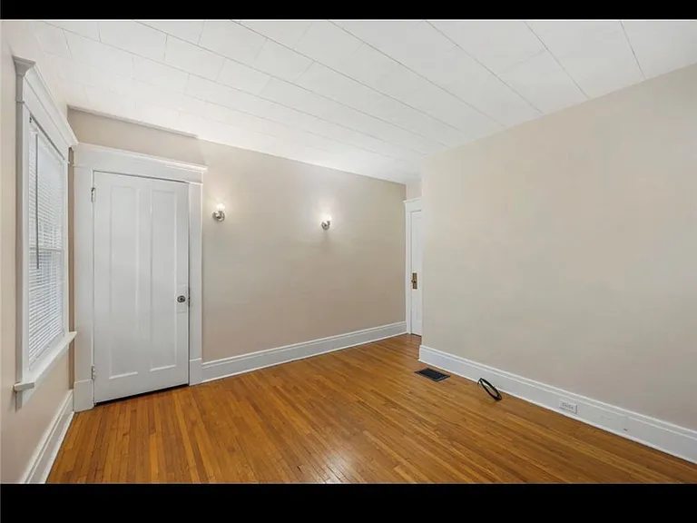 122 Stratford Rd #1 — Photo 7