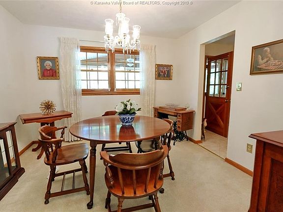 5th image of 1444 Wilkie Dr