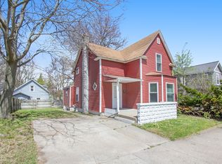 1025 Hermitage St SE, Grand Rapids, MI 49506