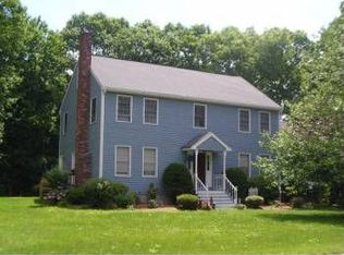 15 Field Rd, Medway, MA 02053