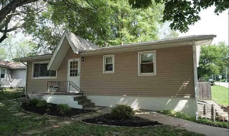 1st image of 8104 Burdette St
