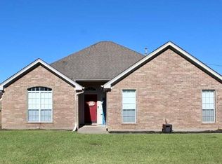 6075 Travis, Lumberton, TX 77657