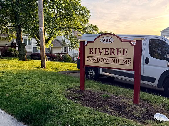 2nd image of 986 Quinnipiac Avenue #11
