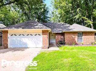 5797 Southridge Dr, Olive Branch, MS 38654