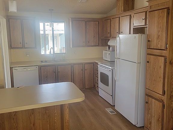 5th image of 19802 N 32nd St Lot 117