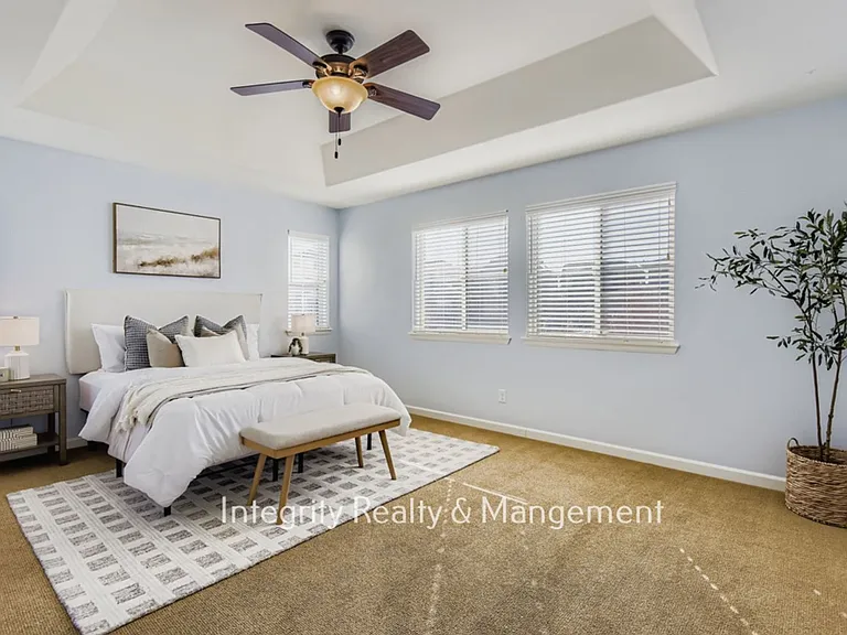 3839 Donnington Cir — Photo 12