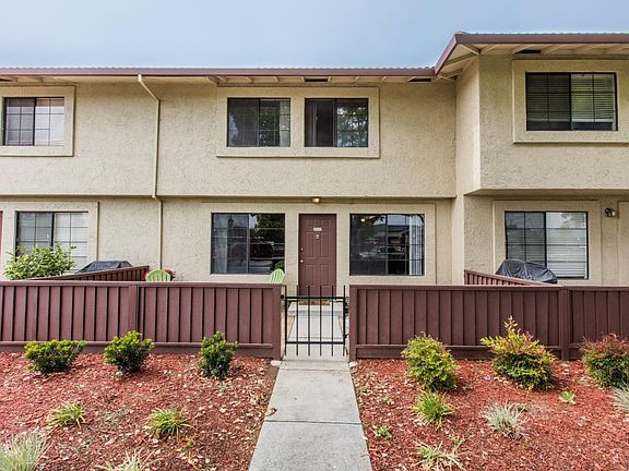2nd image of 173 Kenbrook Cir