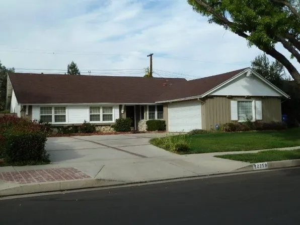 22259 Hart St, Canoga Park, CA 91303