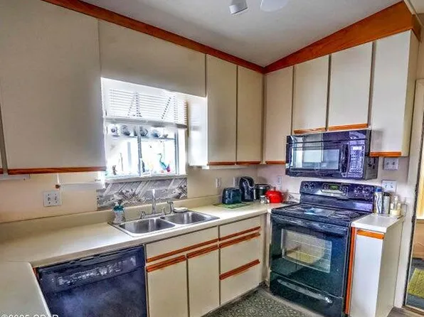 423 Snook Ln #423, Panama City Beach, FL 32408