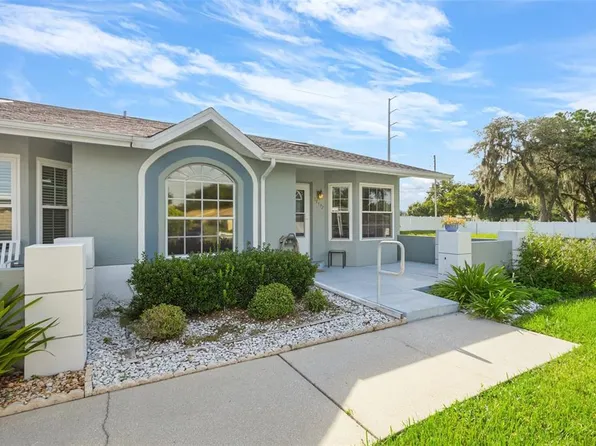38442 Cottonwood Pl, Zephyrhills, FL 33542