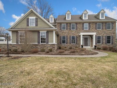 12 Sundance Lane, Loudonville, NY, 12211