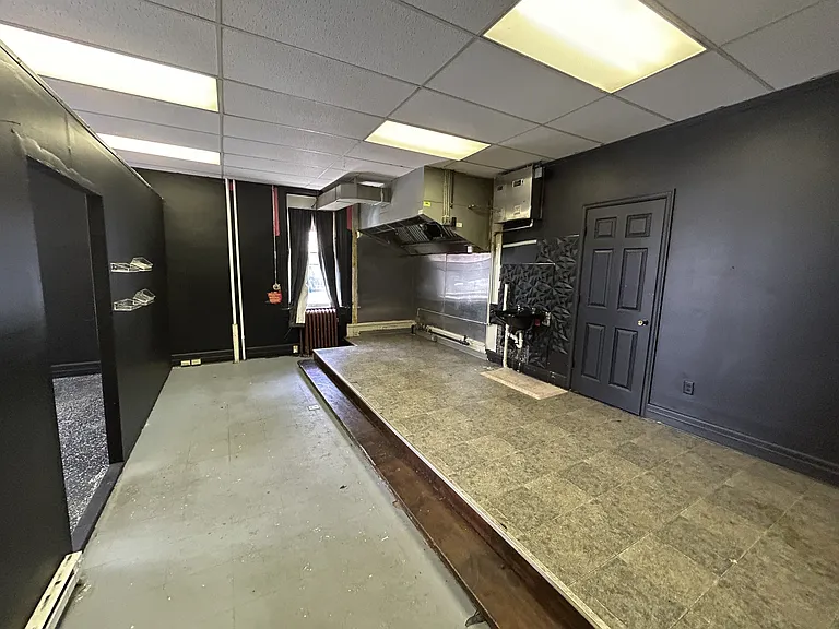 145 E Antietam St #1 — Photo 8