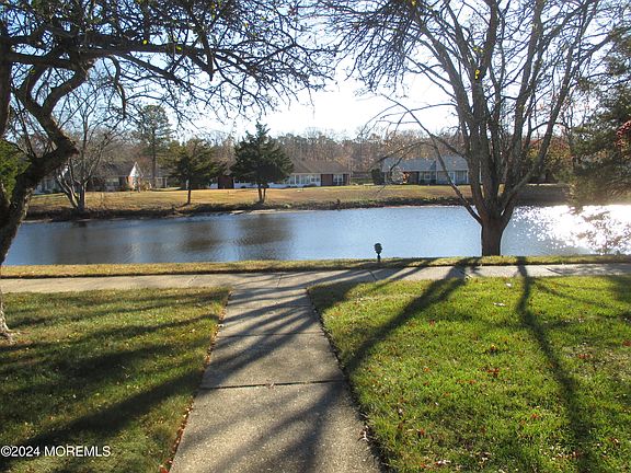 2nd image of 363B Chesterfield Ct