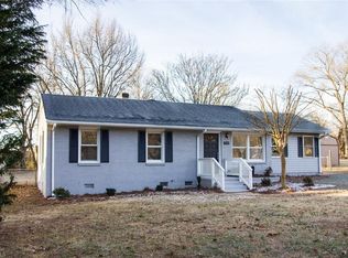 3716 Edgewood Dr, Greensboro, NC 27406