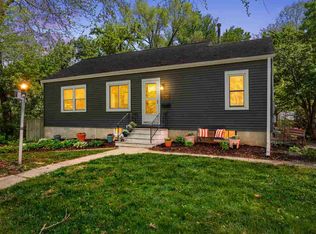 904 Roosevelt St, Iowa City, IA 52240