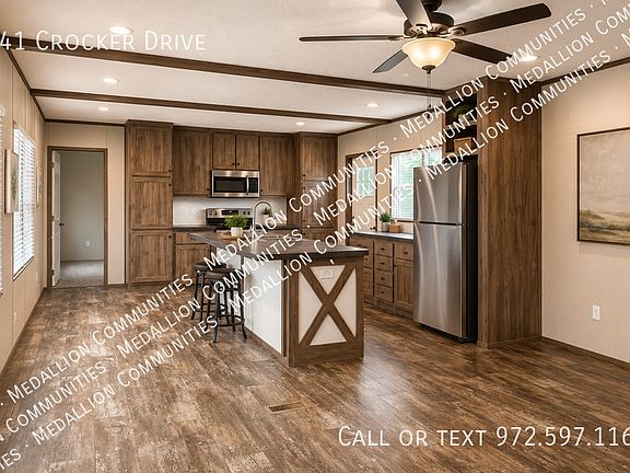 3rd image of 341 Crocker Dr