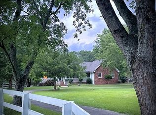 101 E Macedonia Church Rd, Oxford, GA 30054