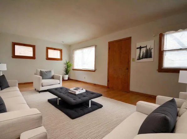 5355 North 33rd STREET, Milwaukee, WI 53209