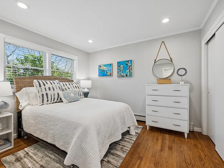 50 Hazelwood Ave — Photo 7