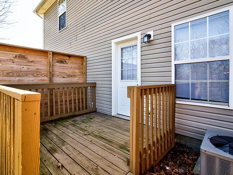 817 Oak Arbor Ct #3 — Photo 4