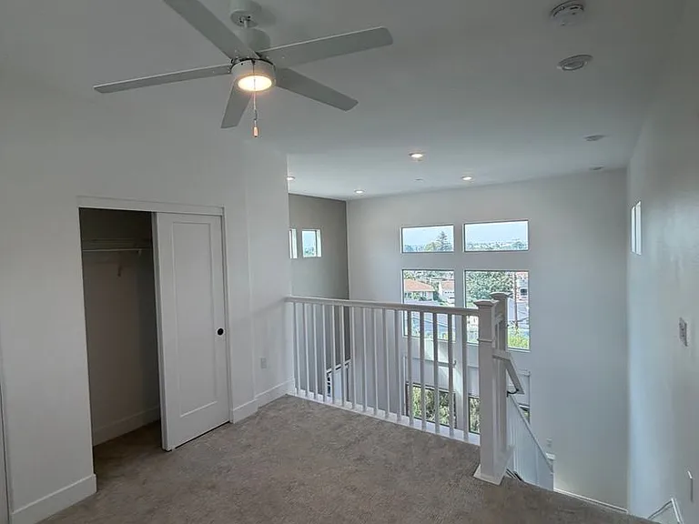 Cierra Apartments — Photo 6