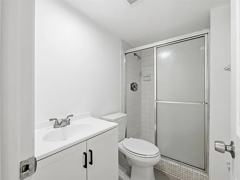 9430 Poinciana Pl #409 — Photo 22
