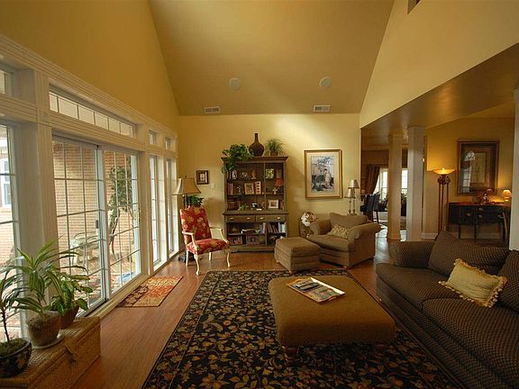 4th image of 1655 Clay Pond Dr