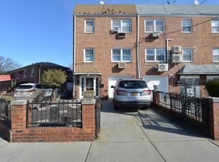 6111 75th St, Middle Village, NY 11379