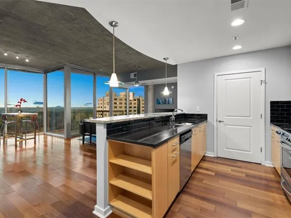 3324 Peachtree Rd NE Unit 1302, Atlanta, GA 30326