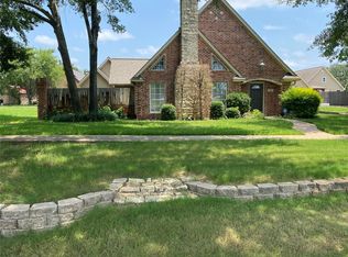 714 Post Oak Rd, Fairfield, TX 75840