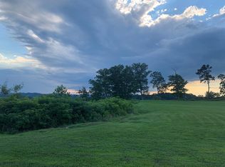1070 Crestwood Dr, Prestonsburg, KY 41653