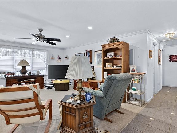 3rd image of 4 Hatchery Ln