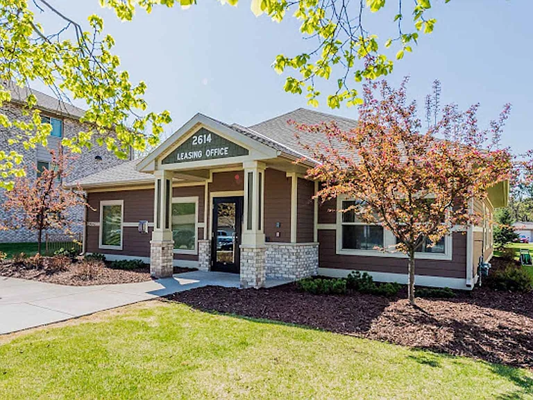 Woodland Park Apartments, Anoka, MN