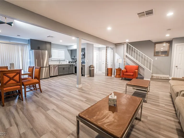 3955 Savoy Ct — Photo 16