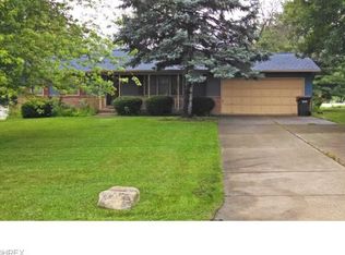 3771 Chestnut Rdg NE, Louisville, OH 44641